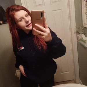 Meet your Posher, Makayla